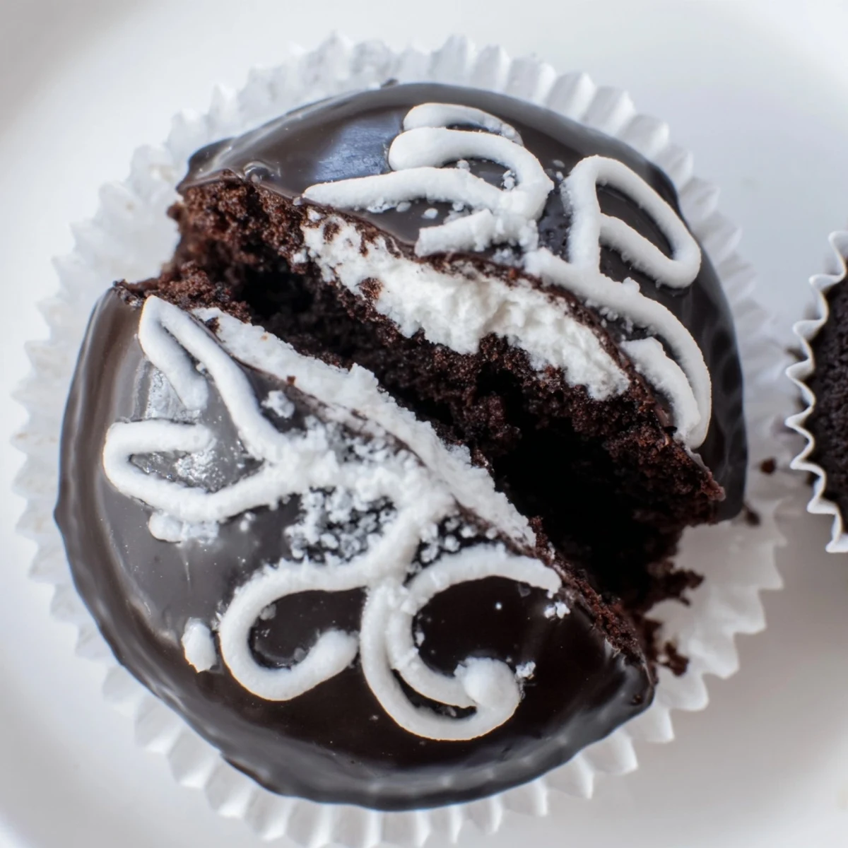 Homemade Hostess Chocolate Cupcakes