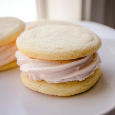 Pastel Sugar Cookie Sandwiches